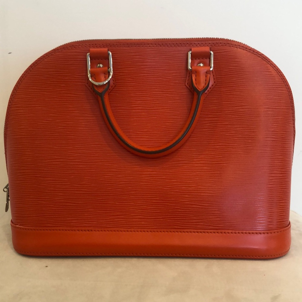 Louis Vuitton Orange Alma Epi Leather PM Handbag Bag Purse Satchel keylock